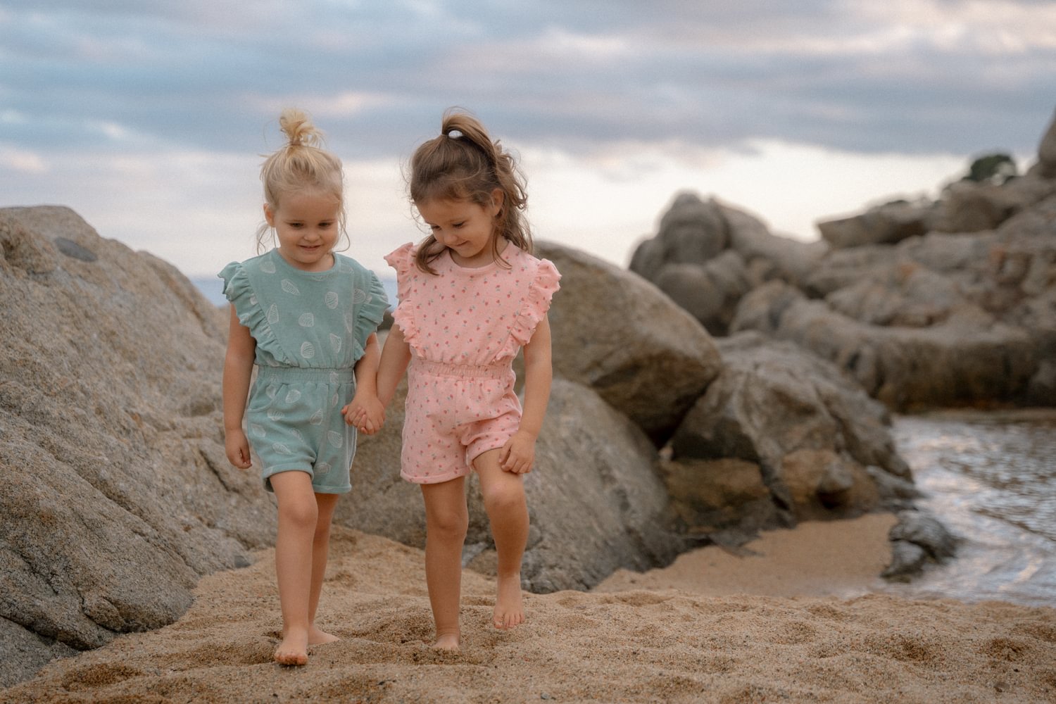 Παιδική ολόσωμη φόρμα με βολάν Sunny Flowers 9M-4Years Little Dutch