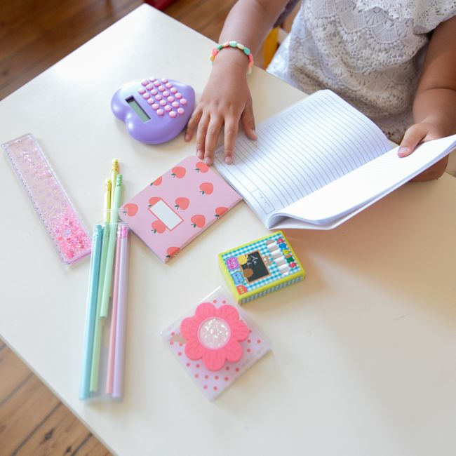 Mini A5 notebook  Apple 