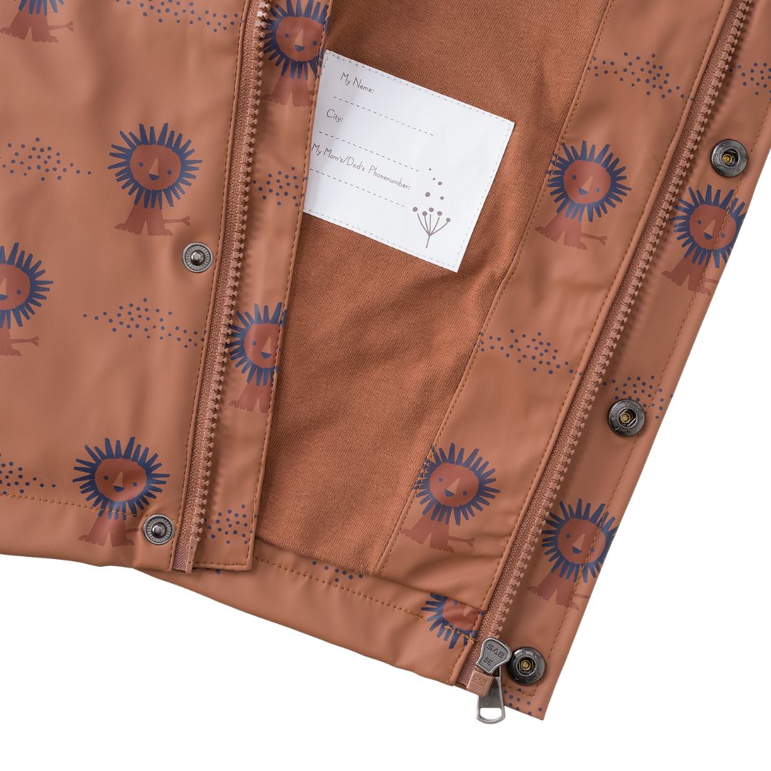 Fresk: Αδιάβροχο από ανακυκλώσιμα υλικά - Lion 8 ετών