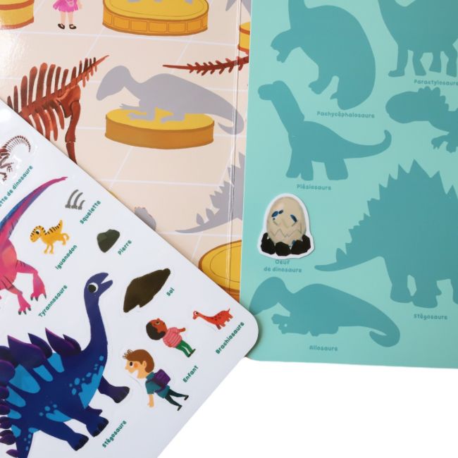 Παιδικό βιβλίo με επαναχρησιμοποιούμενα αυτοκόλλητα σιλικόνης Δεινόσαυροι +3 ετών