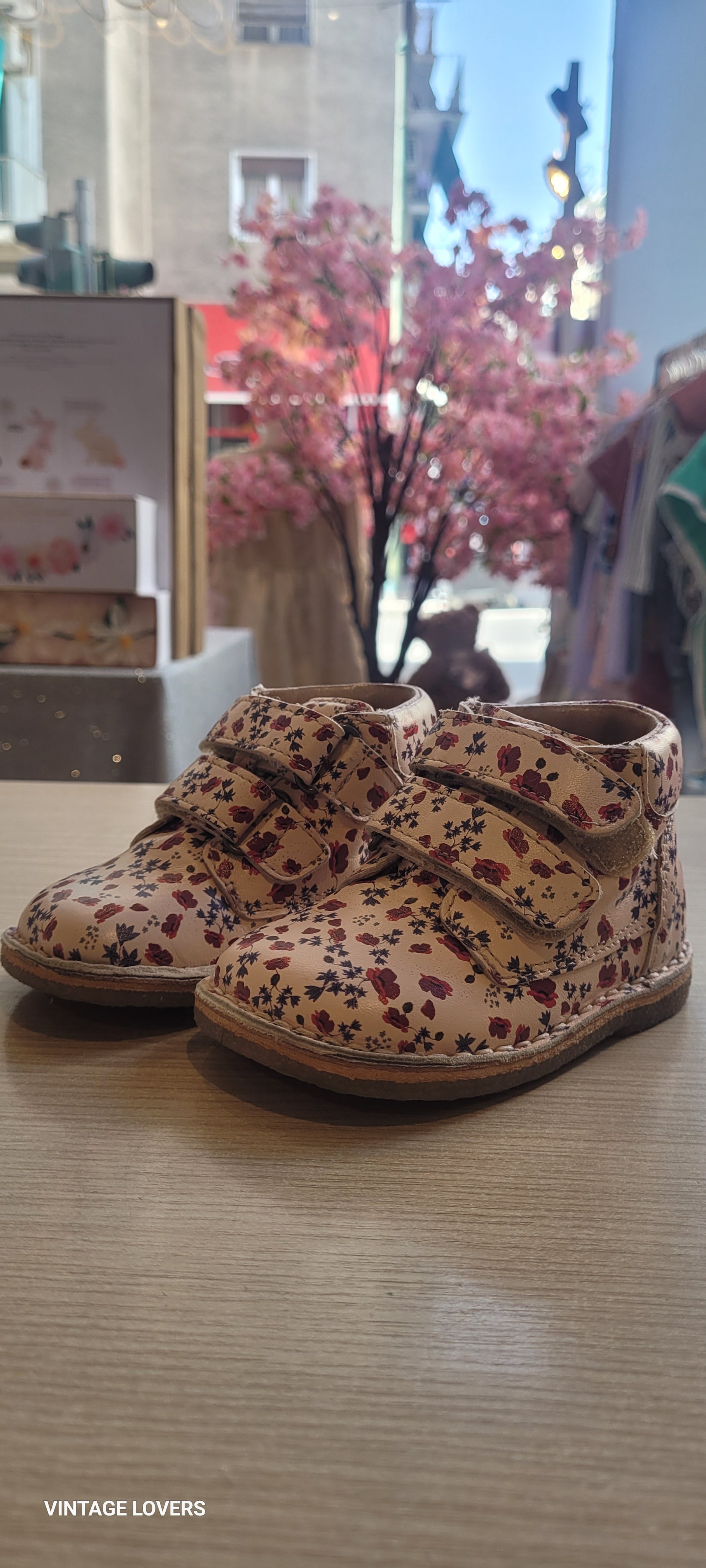 Παιδικό δερμάτινο μποτάκι νούμερο 19-20 Poppy Konges Slojd