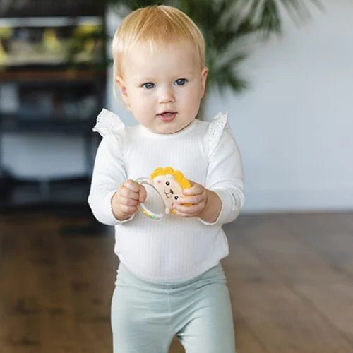 Newborn rattle ring Lion 10x8cm Babyono