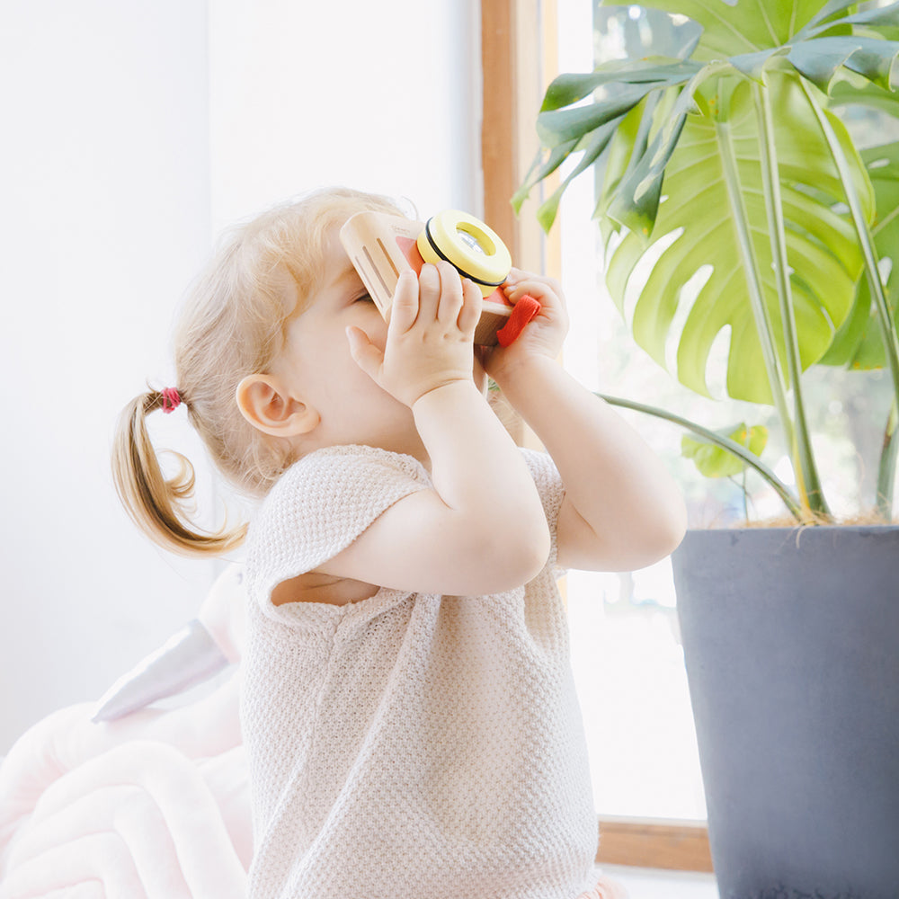 Wooden children's toy my first camera 10x7.5x5cm Classic World