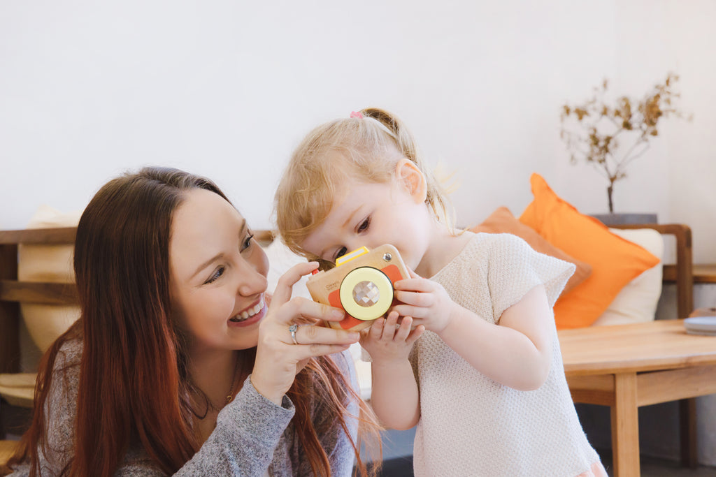 Wooden children's toy my first camera 10x7.5x5cm Classic World