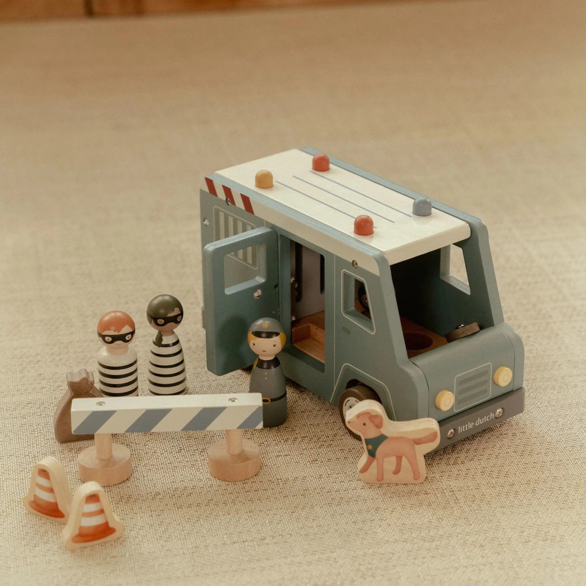 Wooden children's toy Police van FSC 24 months+ Little Dutch