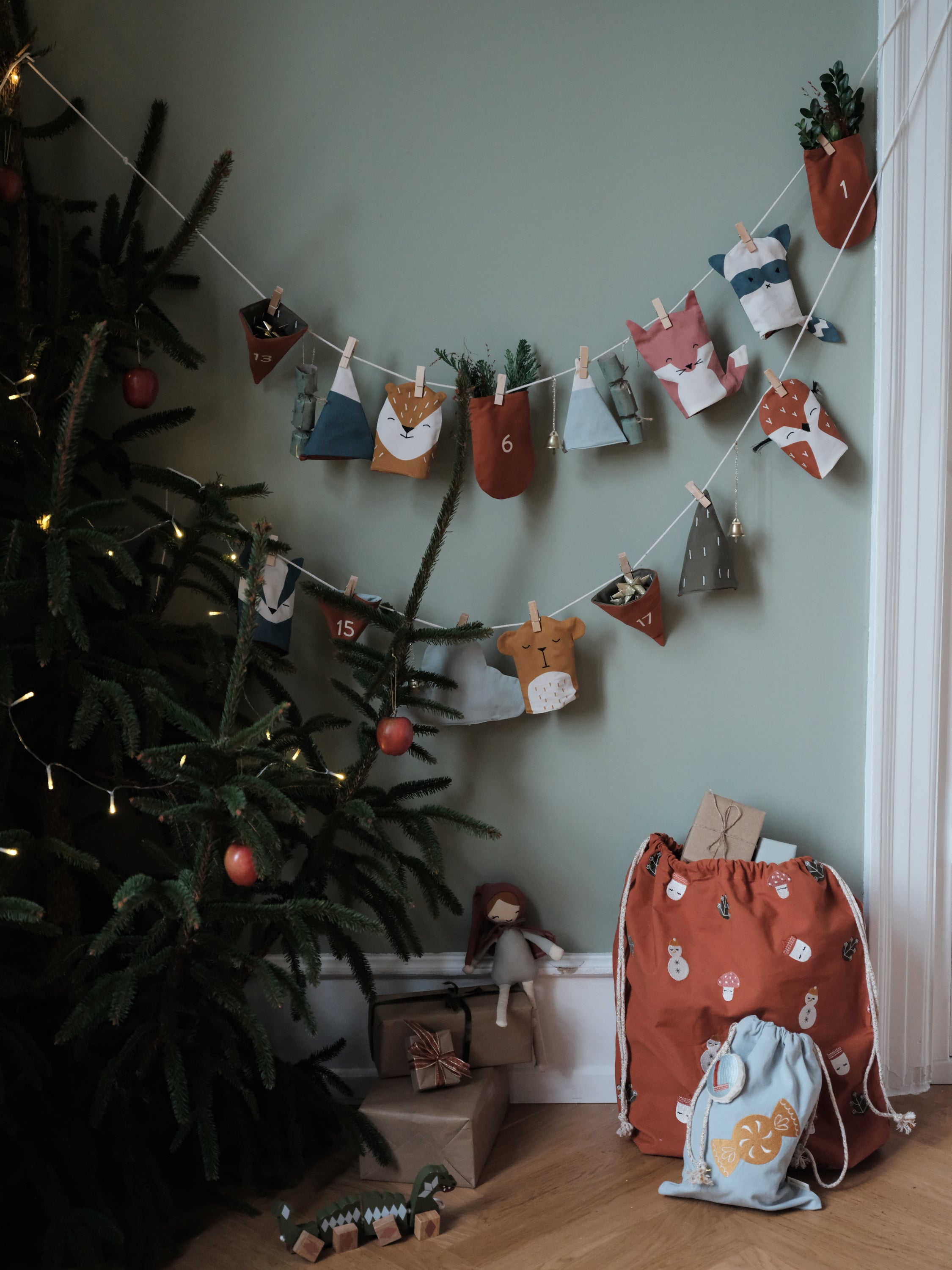 Christmas Calendar - Woodland