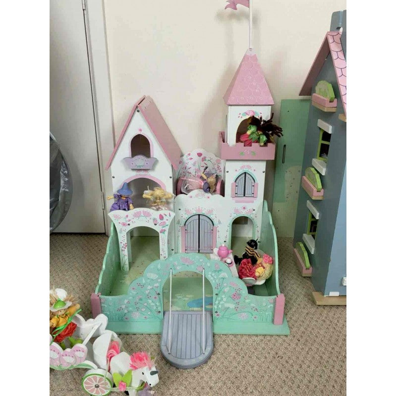 Wooden children's toy Princess Palace LTV 641-Fairybelle-Le Toy Van