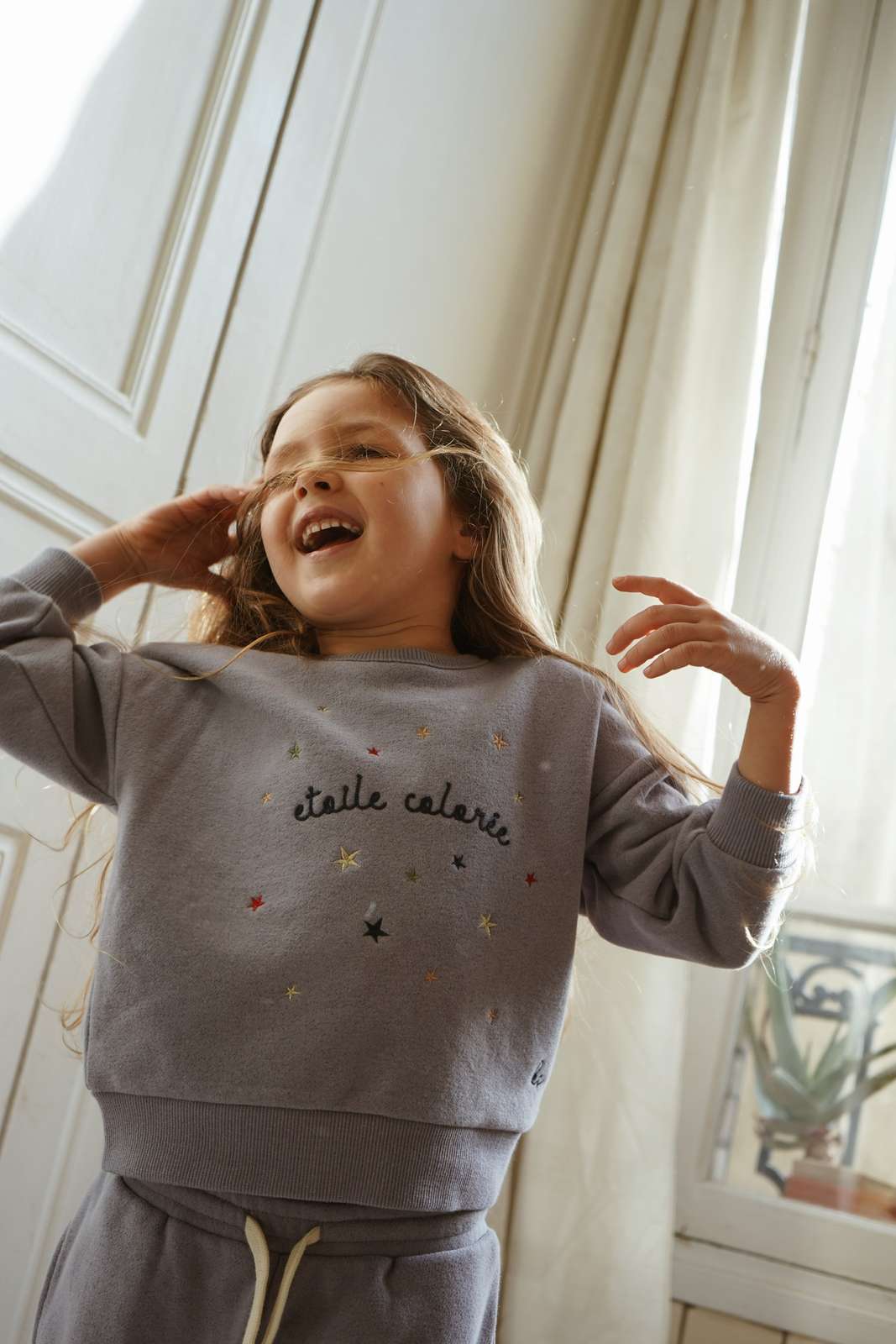 Kid's sweatshirt with embroidery details  Etoile coloree Quicksilver Konges Slojd 9m-10y