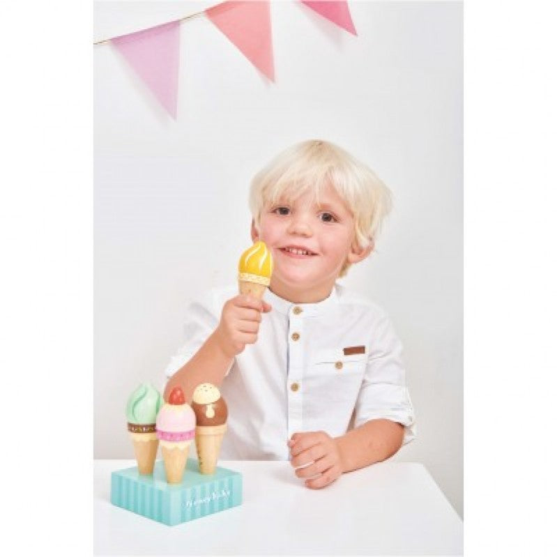 Ξύλινο παιχνίδι χωνάκια παγωτό με βάση σετ 4 τμχ 10x13,7cm Le Toy Van LTV-TV 328